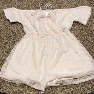 BEAUTIFUL white lace romper!